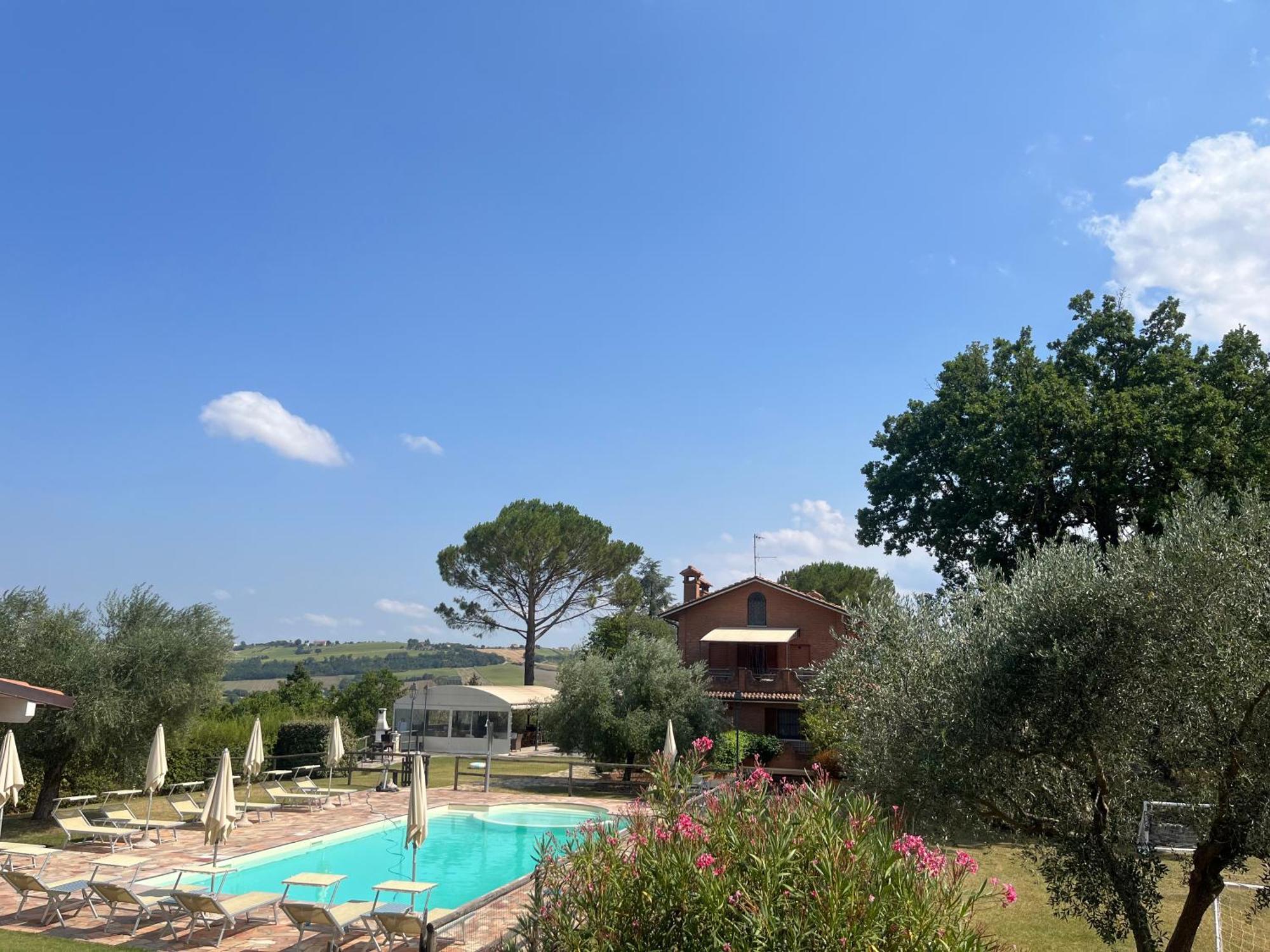 Agriturismo Villa Beatrice Mondavio 外观 照片